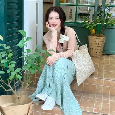 君是慕容卿似花